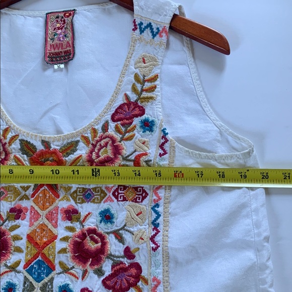 Johnny Was Multicolor Embroidered Tank Top Size M - Picture 6 of 6